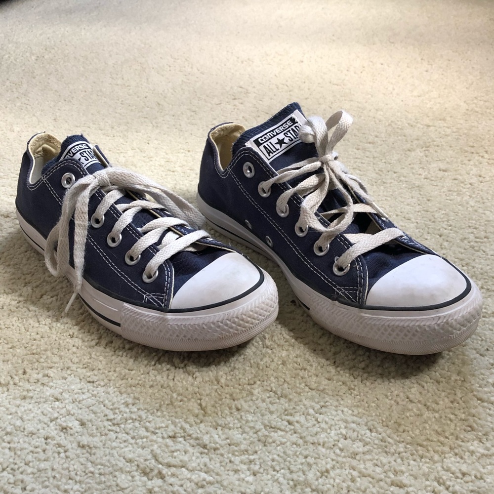 CONVERSE Navy Low-Top